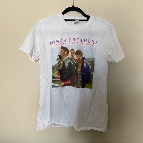 Jonas Brothers Happiness Begins Tour White Short Sleeve T-Shirt - Picture 1 of 5